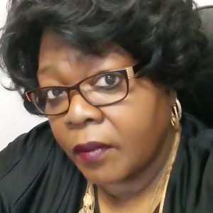 Meet your Posher, Beverly